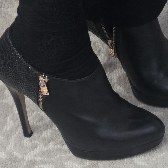 Michael Kors Black Stiletto Ankle Boots - Picture 6 of 17